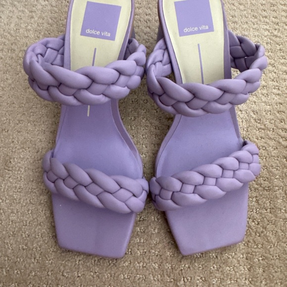Dolce Vita Women's Lavender Braided Sandals - Picture 1 of 3